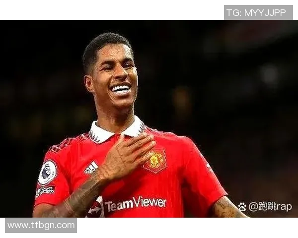 足球球星的独特个人魅力如何影响赛场表现与全球球迷情感共鸣