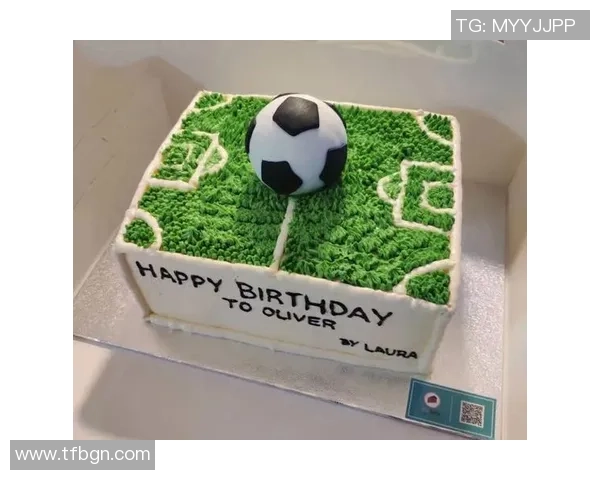 蛋糕男孩足球传奇：从厨房到绿茵场的梦想与奋斗之路